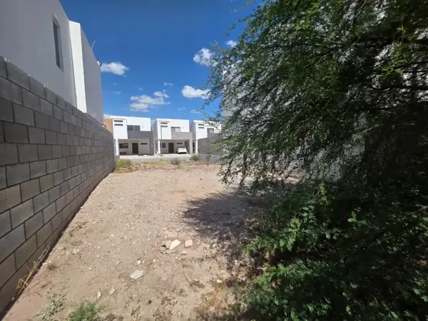 Terreno en venta en Villas del Renacimiento, Torreón — foto 3 de 6