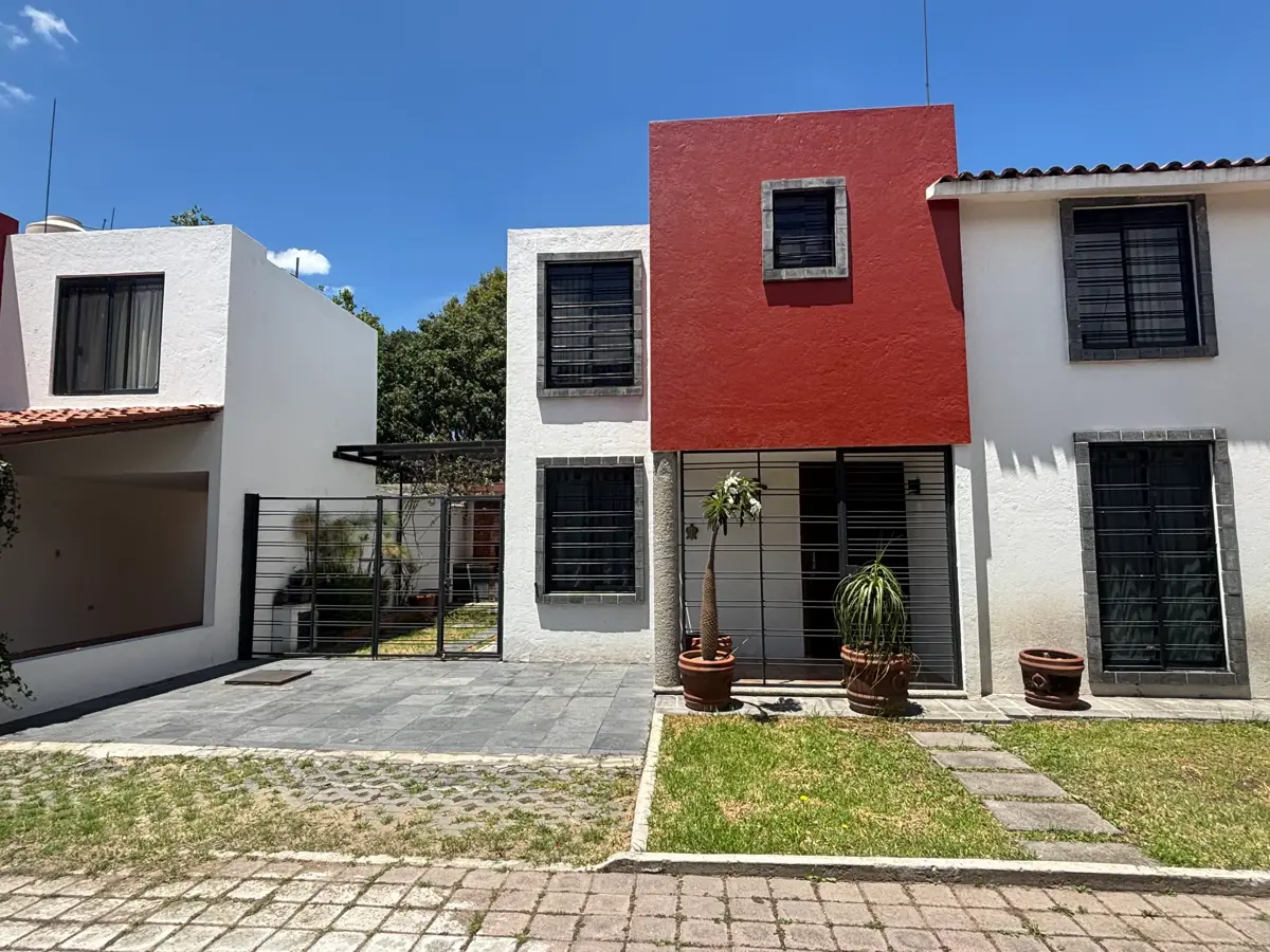 Casa en renta en San Juan Aquiahuac, San Andrés Cholula — foto 1 de 21