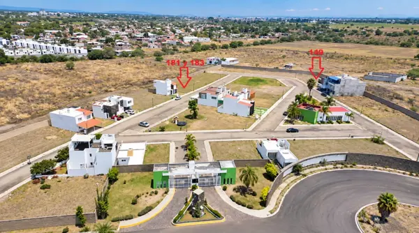 TERRENO EN VENTA EN FRACCIONAMIENTO FUENTES DE LA LAJA FUENTES DEL EMPERADOR CELAYA GUANAJUATO