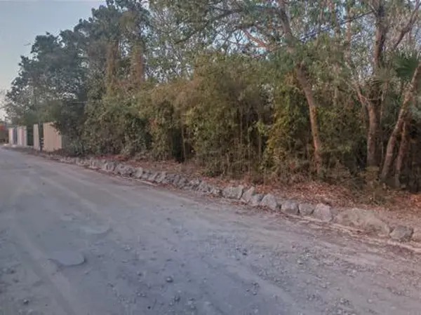 TERRENO EN VENTA , USO DE SUELO MIXTO DE BARRIO , DOCTORES BONFIL, CANCÚN