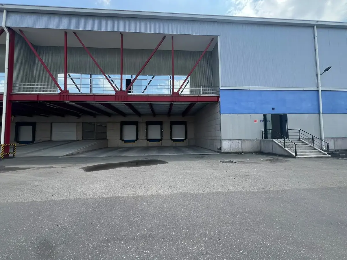 Nave en renta en Parque Industrial FINSA Querétaro, El Marqués — foto 1 de 9