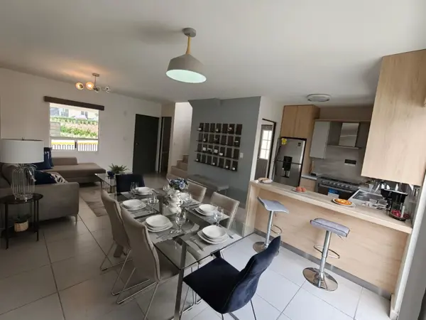 Casa en venta en Foret, Saltillo — foto 3 de 16
