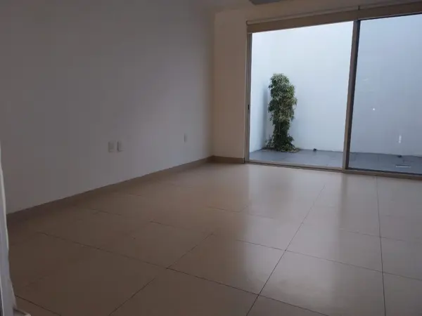 Casa en venta en Ciudad Granja, Zapopan — foto 2 de 15