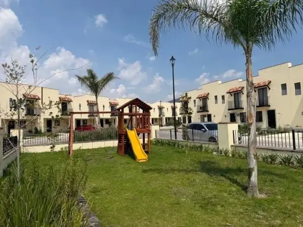 Casa en renta en Residencial Alta California, Tlajomulco de Zúñiga — foto 3 de 3
