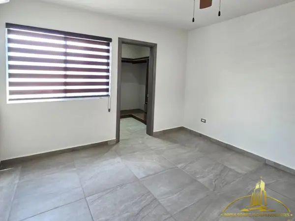 Casa en renta en Lomas del Valle II, Ramos Arizpe — foto 2 de 25