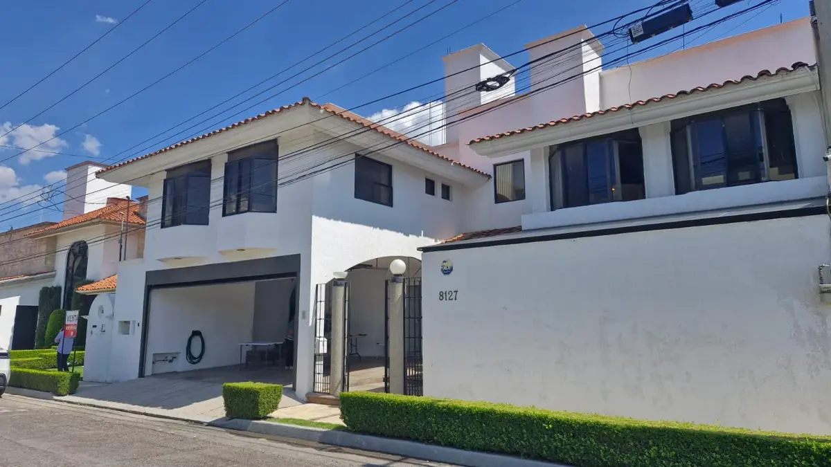 Casa en venta en Campestre El Paraiso, Puebla — foto 1 de 53
