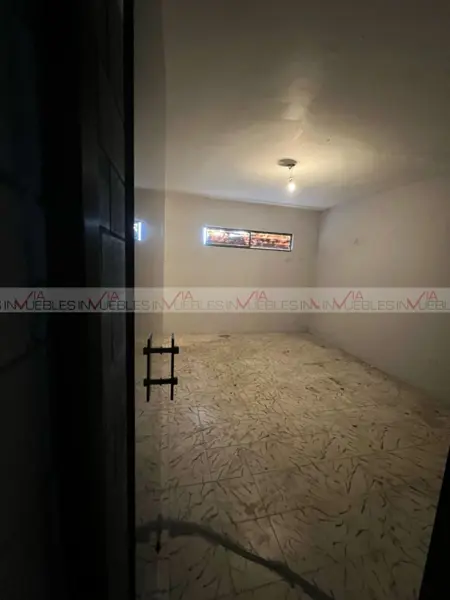 Bodega en renta en Jardines Roma, Monterrey — foto 3 de 8