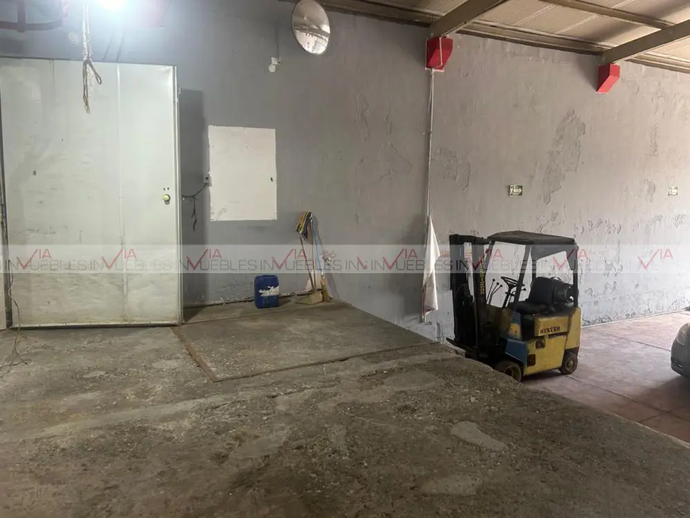 Bodega en renta en Jardines de la Moderna, Monterrey — foto 1 de 14