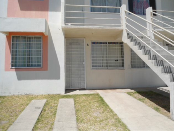 Casa en venta en Renaceres, ingreso controlado