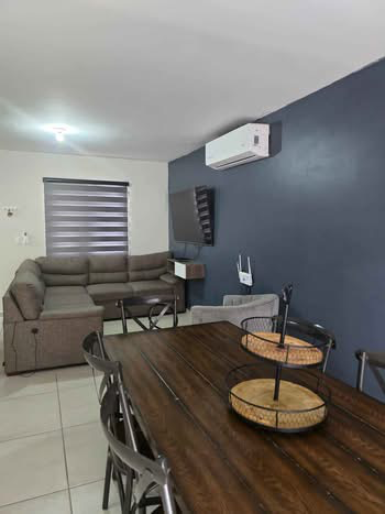 Casa en renta en Lomas del Valle II, Ramos Arizpe — foto 2 de 13