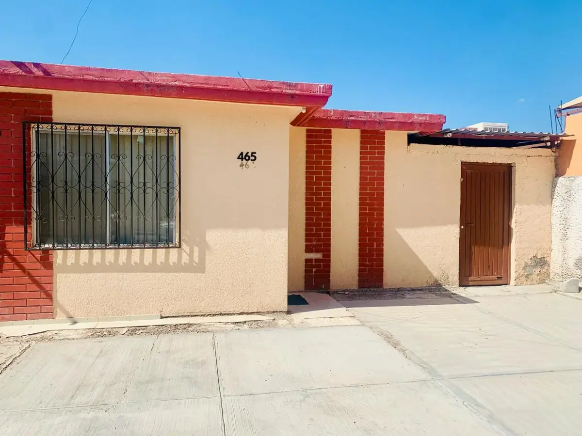 Casa en venta en Rafael Castellanos, Gómez Palacio — foto 1 de 6