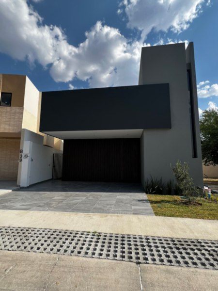 Casa en venta en El Molino Residencial y Golf, León, Guanajuato Casa en venta en El Molino Residencial y Golf, León, Guanajuato