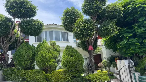 Casa en venta en Burgos Bugambilias, Temixco — foto 2 de 50