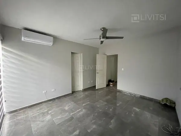 Casa en renta en Villas la Rioja, Monterrey — foto 3 de 11
