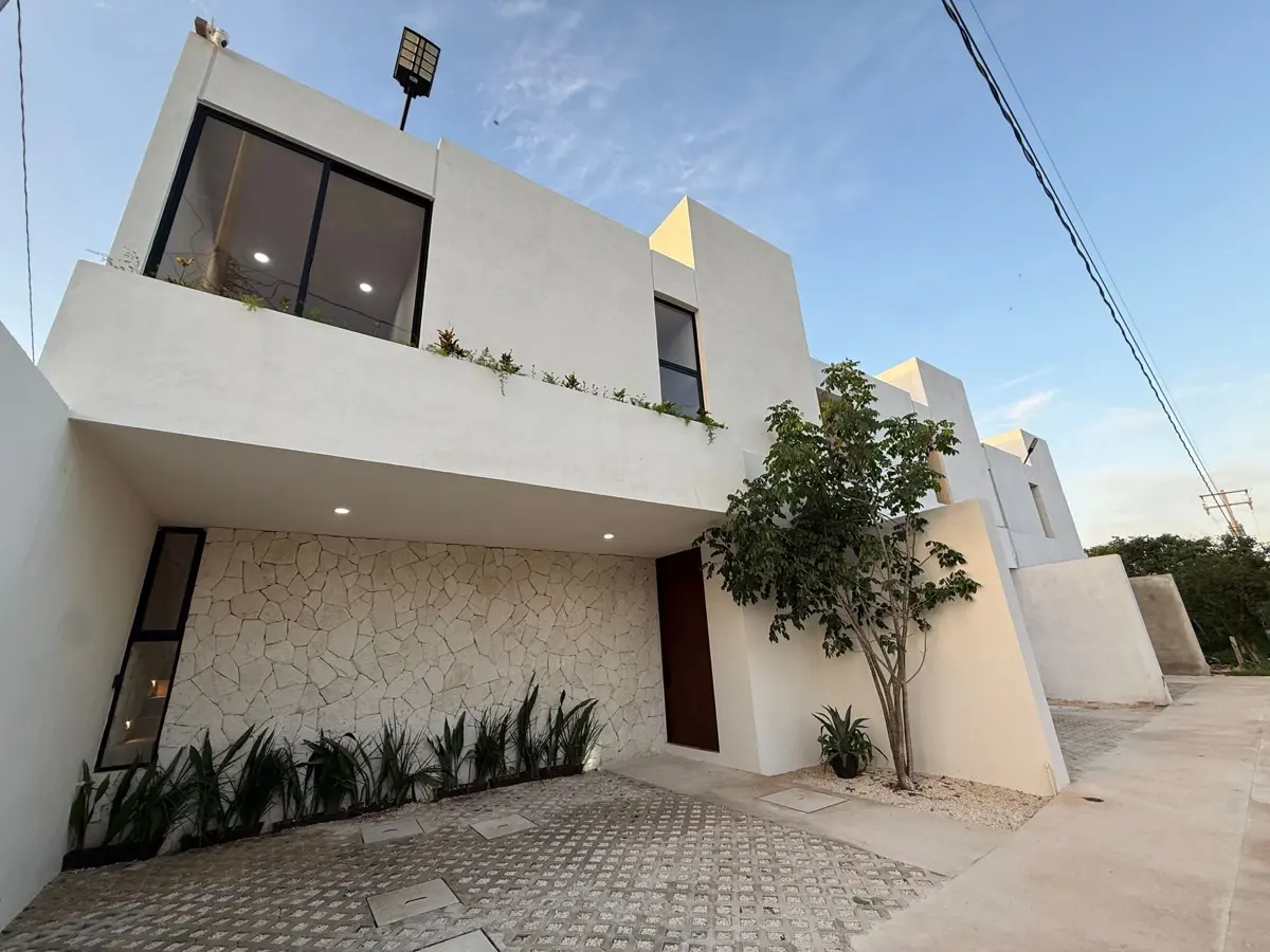 Casa en venta en Real Montejo, Mérida — foto 1 de 17