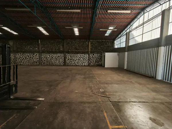 Bodega en renta en Ocotepec, Cuernavaca — foto 2 de 9