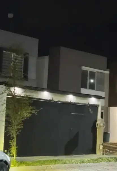 CASA EN RENTA EN JUÁREZ FRACCIONAMIENTO LA CONDESA. COSTO DE $14,500.