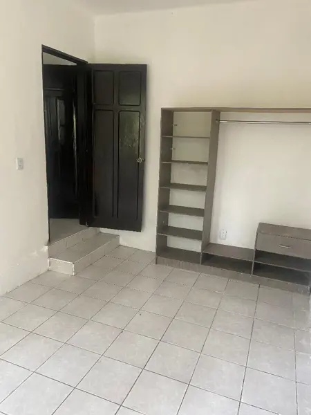 Departamento en renta en San Miguel Chapultepec II Sección, Miguel Hidalgo — foto 2 de 4