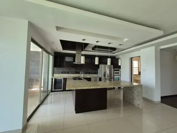 CASA EN VENTA EN LAS MISIONES II SALTILLO | PISO RADIANTE | 3 RECÁMARAS