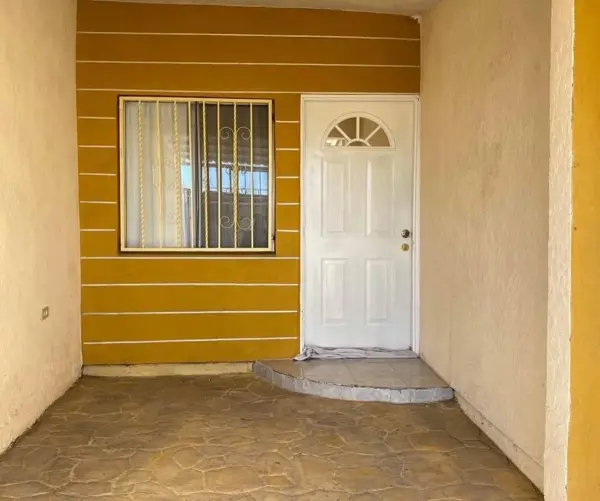 Casa en renta en Colonial del Valle, Juárez — foto 2 de 11