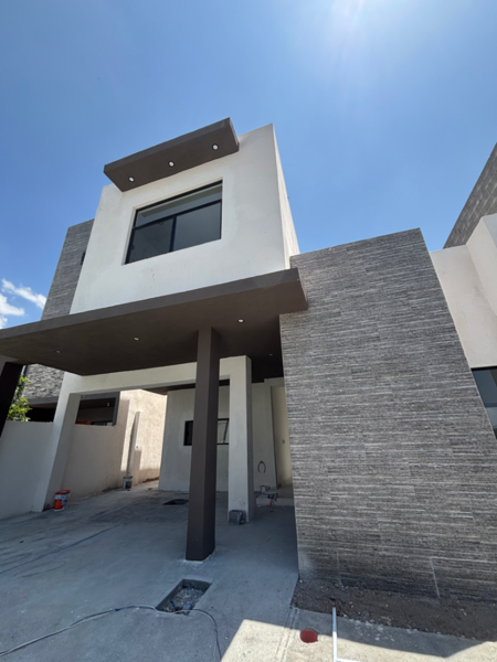 CASA EN VENTA SANTA ELENA, ARTEAGA COAHUILA