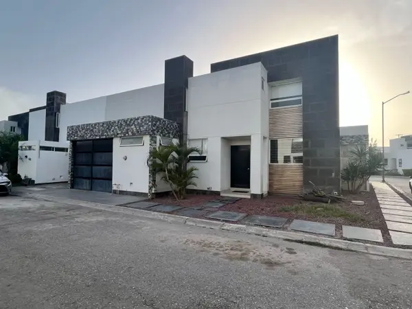Casa en venta en Santa Bárbara, Torreón — foto 2 de 32