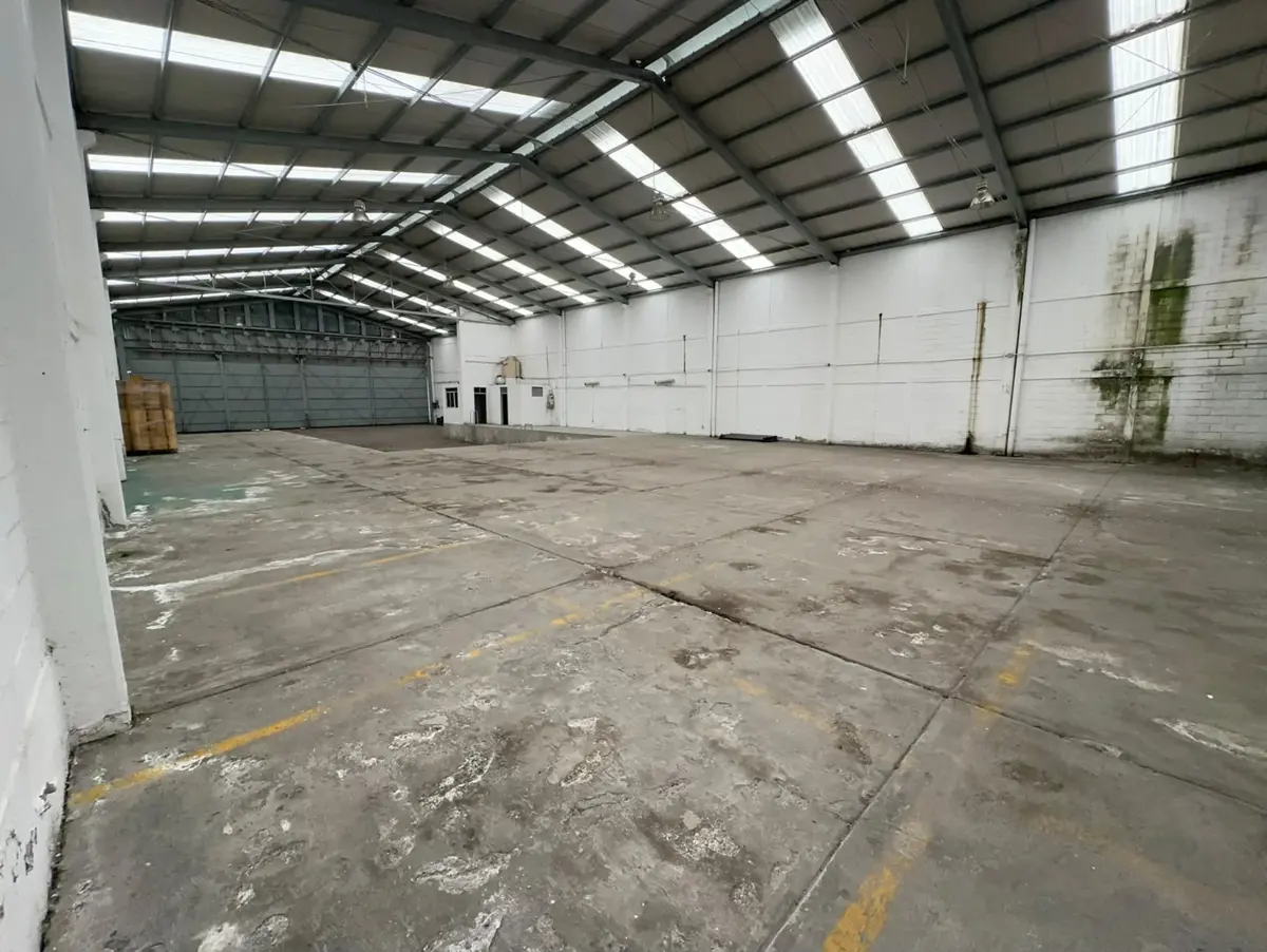 Bodega en renta en Central de Abasto, Iztapalapa — foto 1 de 25