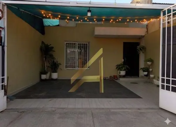 Casa en venta en Parques de Santa Cruz del Valle, San Pedro Tlaquepaque — foto 2 de 9
