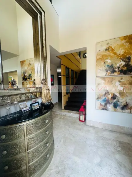 Casa en venta en Colinas de Liverpool, Monterrey — foto 3 de 12