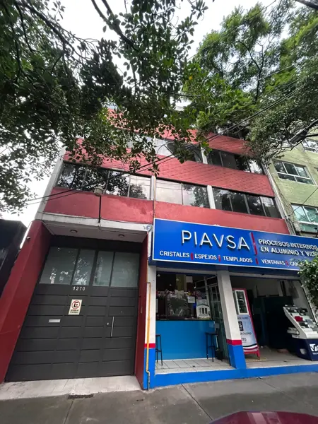 Departamento en renta a una cuadra del Parque de Los Venados