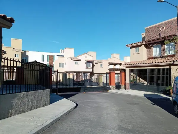 Casa en remate en Real Madeira, Pachuca de Soto, Hidalgo