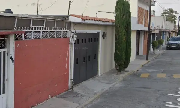 Casa en venta en Villa de las Flores 1a Sección (Unidad Coacalco), Coacalco de Berriozábal — foto 2 de 10