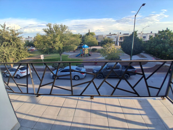 Casa en renta en Terra Bella, Torreón — foto 2 de 16