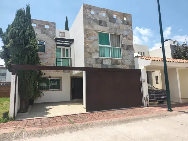 CASA EN VENTA EN RESIDENCIAL SANTA FE