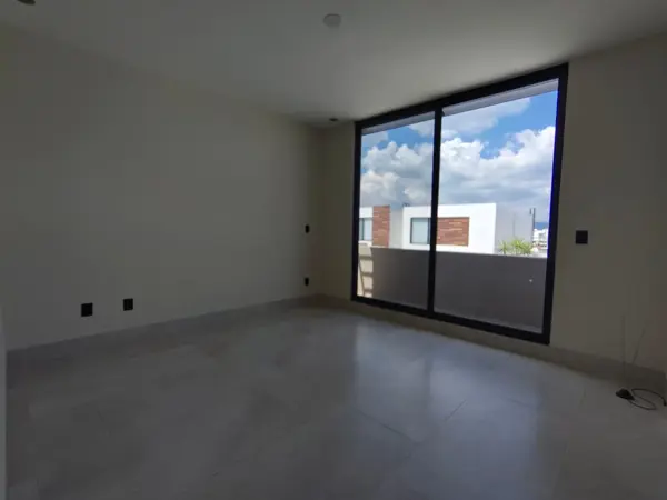 CASA EN RENTA EN LOMA ALTA RESIDENCIAL