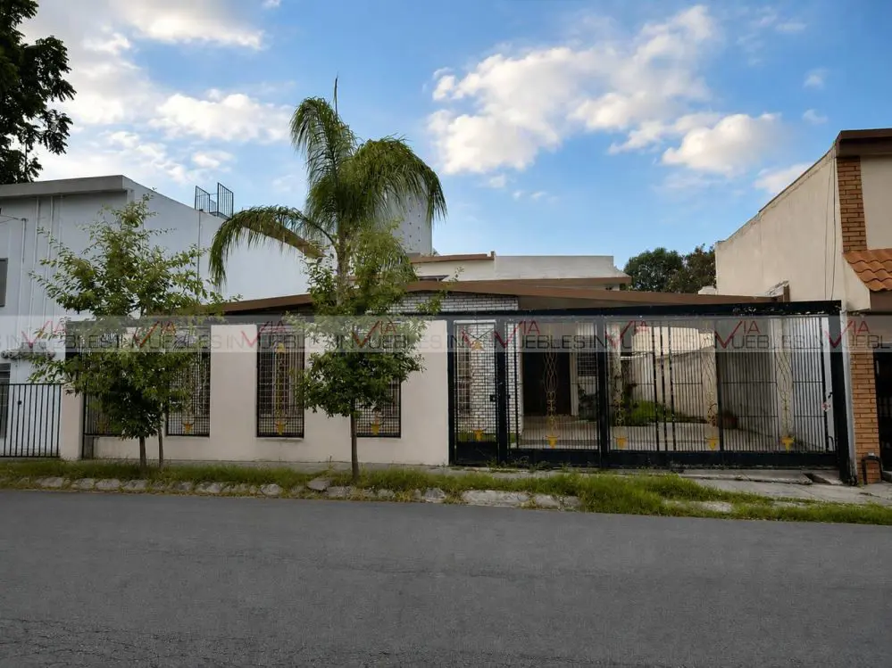 Casa en venta en Burocratas del Estado, Monterrey — foto 1 de 18
