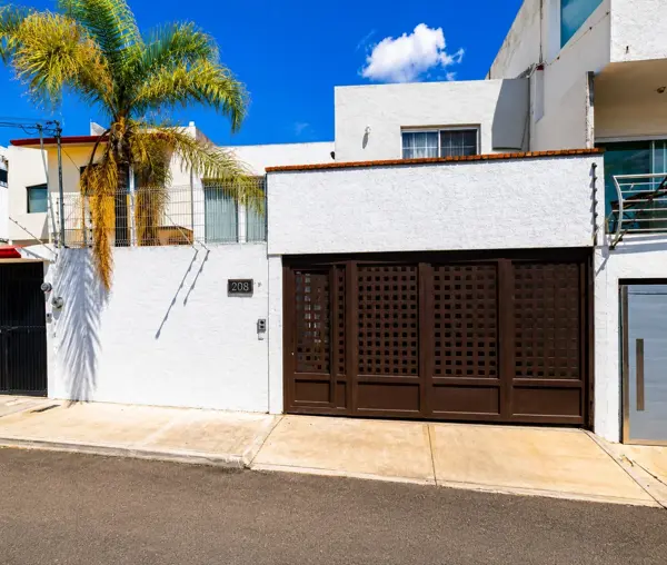 CASA EN VENTA EN CORREGIDORA , QUERETARO  MV
