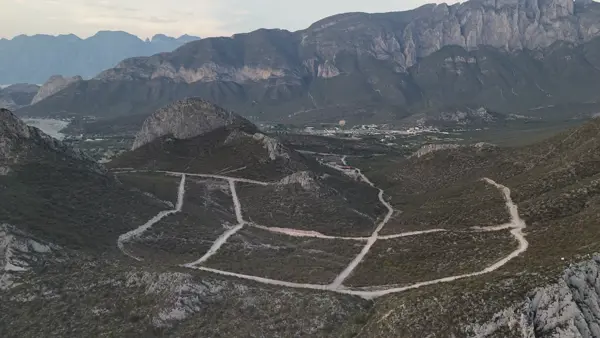 Terreno en Venta en Bosques la Huasteca, Santa Catarina, Nuevo León 2