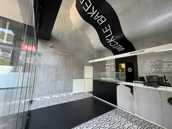 OPORTUNIDAD DE TRASPASO/RENTA DE CAFETERIA AV. ANILLO PERIFERICO, SAN JERONIMO, MTY, NL.