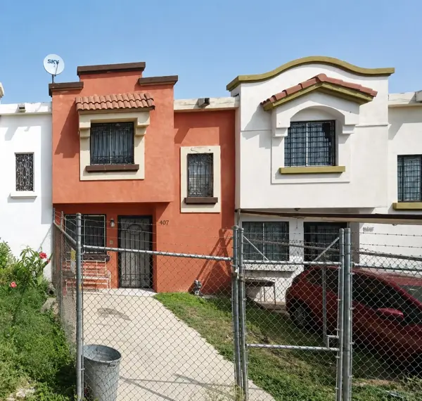 CASA DE REMATE EN PASEOS DE SANTIAGO DM