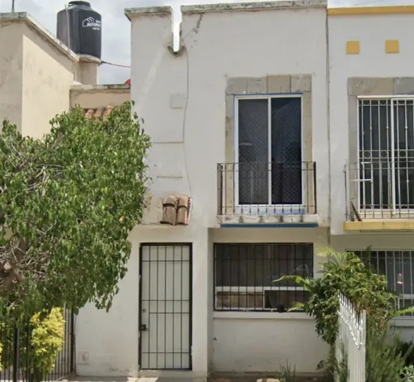 Casa en venta en Misión del Carmen, León — foto 2 de 11