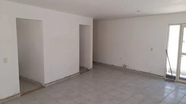 Bodega en renta en La Encantada, Saltillo — foto 3 de 11