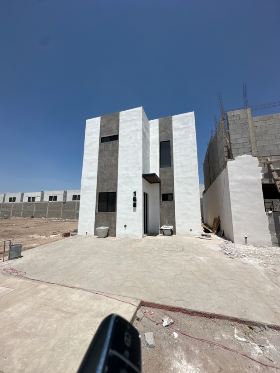 Casa en venta en Nogalera Residencial, Gómez Palacio — foto 1 de 14