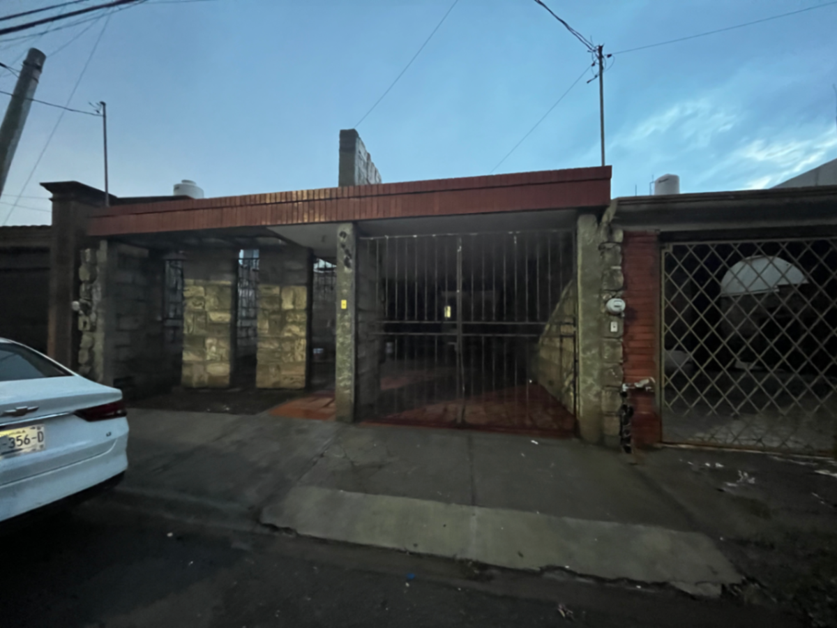 Casa en renta en Residencial los Parques, Saltillo — foto 1 de 19