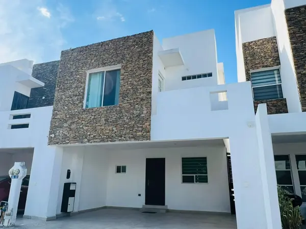 Casa en renta en La Condesa, Apodaca — foto 2 de 34