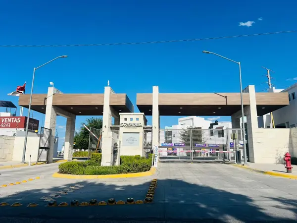 Casa en Renta en La Condesa Residencial, Zona Apodaca