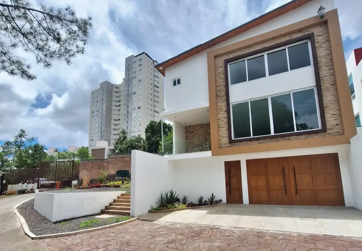 Casa en venta en Bosque Monarca, Morelia — foto 1 de 22