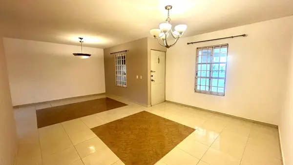 Casa en renta en Villas Santorini, Torreón — foto 2 de 22