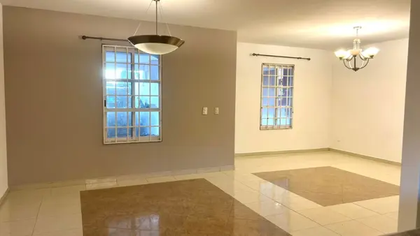 Casa en renta en Villas Santorini, Torreón — foto 3 de 22
