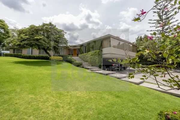 Terreno en Venta en Jardines del Pedregal